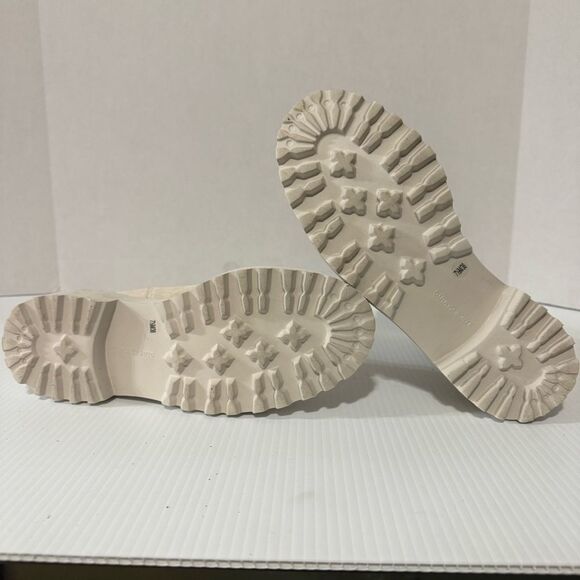 Vince Camino Women's Chelsea Boots 7.5m/with studs MINOR FLAW SEE PHOTOS - Picture 4 of 12